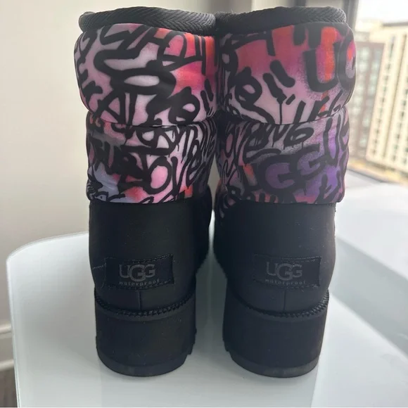Ugg Ridge Graffiti Pop platform wedge boots size 7 - Picture 4 of 7